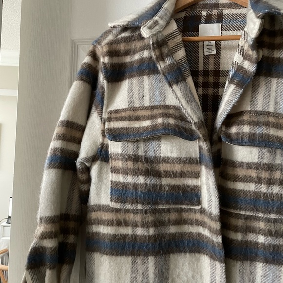 H&M plaid shacket - Picture 4 of 5